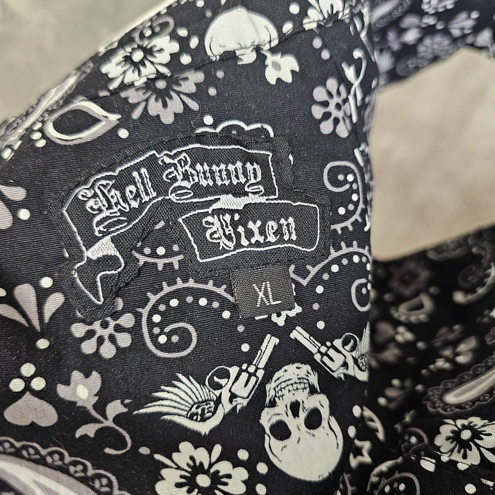 Hell Bunny Vixen Black Bandana Skull Print Button Front Dress – Women's Size XL - Picture 8 of 10